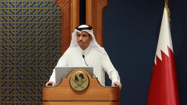 Le Premier ministre du Qatar et ministre des Affaires étrangères, le Cheikh Mohammed bin Abdulrahman Al Thani, lors d'une conférence de presse à Doha, le 5 novembre 2023. [reuters - Imad Creidi]