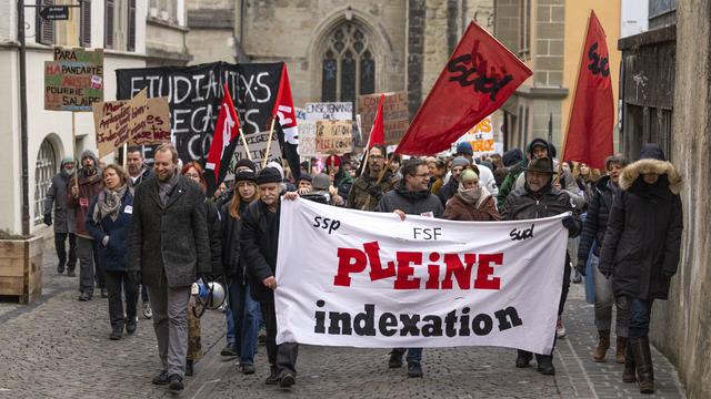 Les syndicats vaudois vont faire une pause dans leur revendication jusqu'en septembre. [Keystone - Valentin Flauraud]