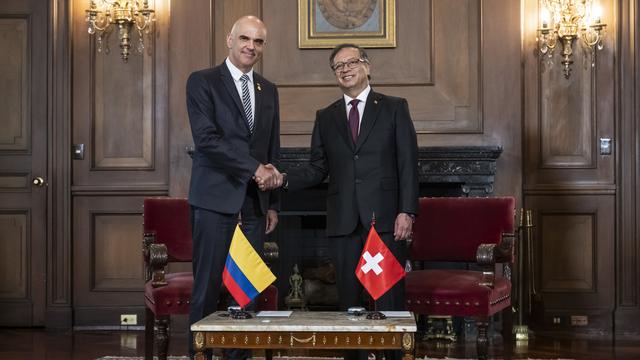 Le président de la Confédération Alain Berset et son homologue colombien Gustavo Petro se sont rencontrés jeudi à Bogota. [Alessandro della Valle]