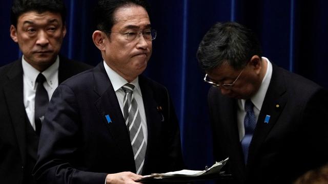 Au Japon, Fumio Kishida remplace quatre ministres sur fond de fraude financière. [Reuters - Franck Robichon]