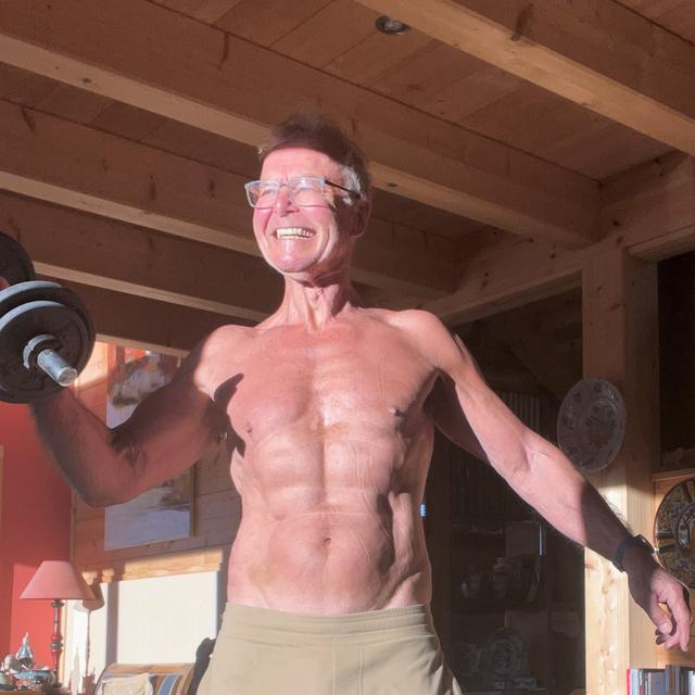 Alain, 78 ans, sculpte son corps et partage ses progrès sur Instagram. [DR - Alain]