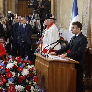 Emmanuel Macron au Parlement lors de sa visite en Suisse. [Keystone - Peter Klaunzer]