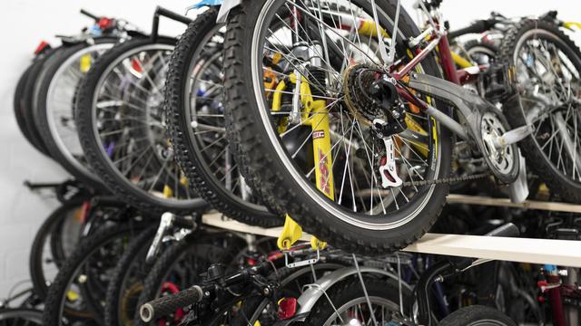 Les ventes de vélos s'essoufflent. [Keystone - Gaetan Bally]