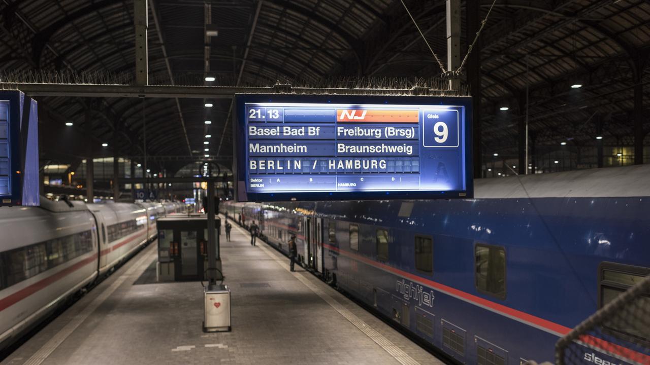Le trafic ferroviaire avec l'Allemagne sera perturbé jusqu'à lundi soir. [Keystone - Christian Beutler]