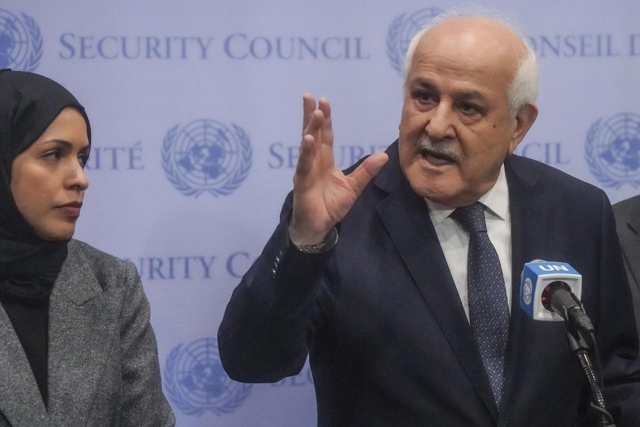 L'ambassadeur palestinien Riyad Mansour, avant le vote de l'Assemblée générale de l'ONU sur un cessez-le-feu humanitaire à Gaza. [AP/Keystone - Bebeto Matthews]