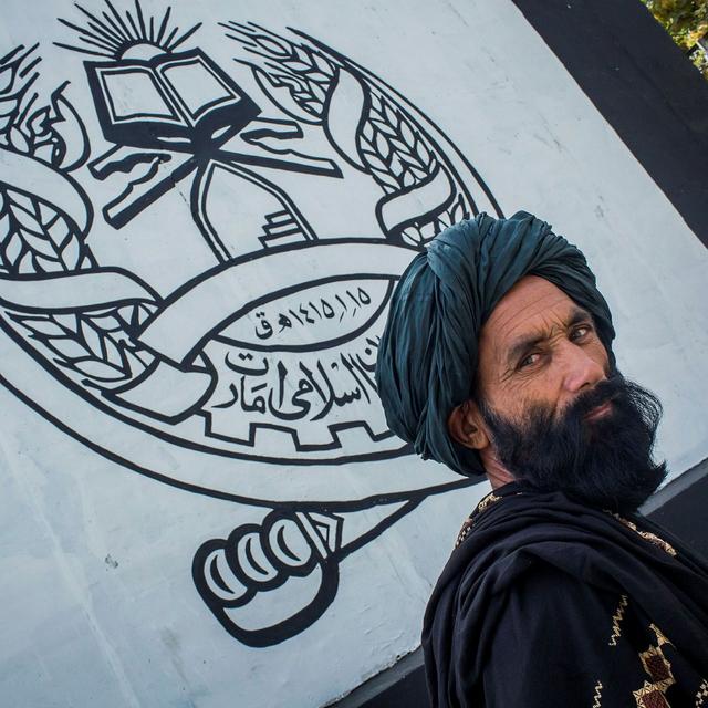 De retour au pouvoir en Afghanistan depuis l'été 2021, les talibans appliquent une version ultra-rigoriste de l'islam. [RTS]