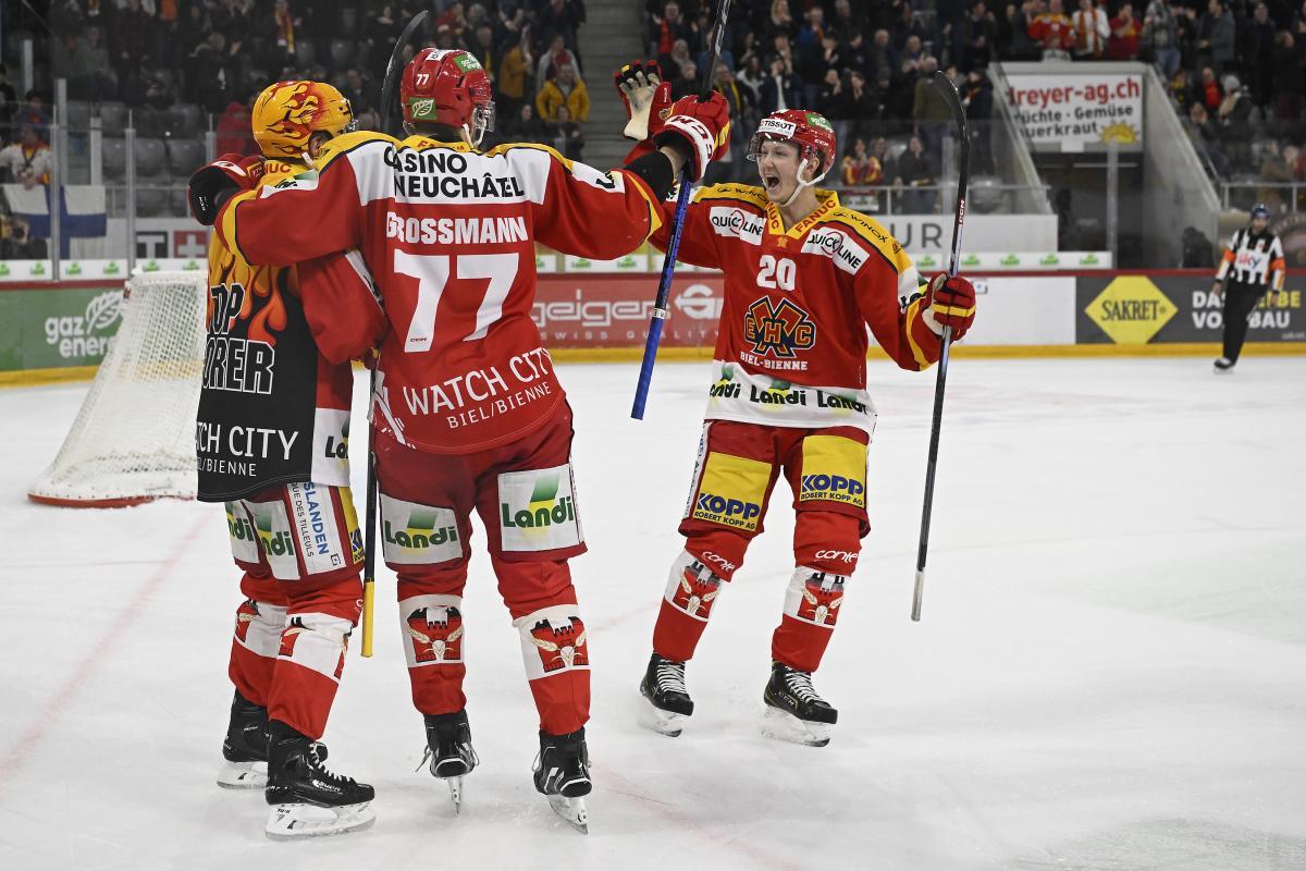 Aleksi Heponiemi (à droite) a réussi des débuts en fanfare avec Bienne. [Urs Lindt]