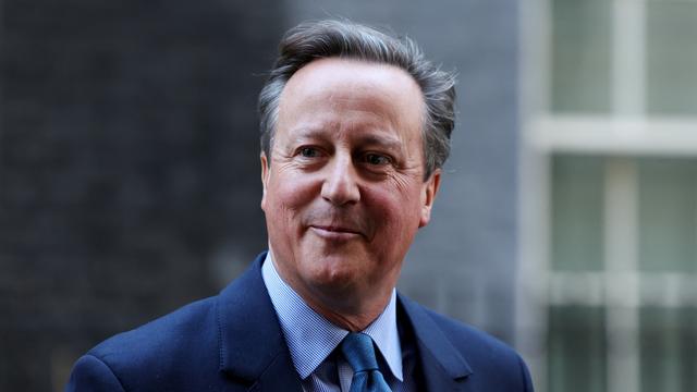 L'ancien Premier ministre britannique David Cameron revient au gouvernement. [Reuters - Suzanne Plunkett]