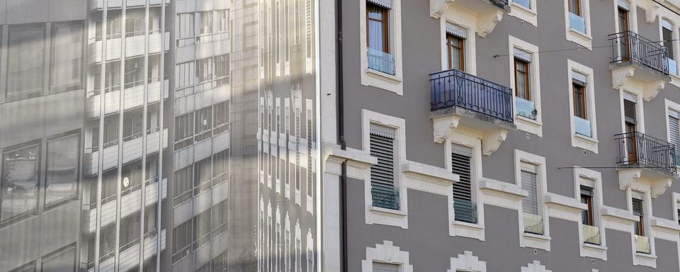 Une façade borgne d'un immeuble photographie en ville de Genève (image d'illustration). [Keystone - Martial Trezzini]