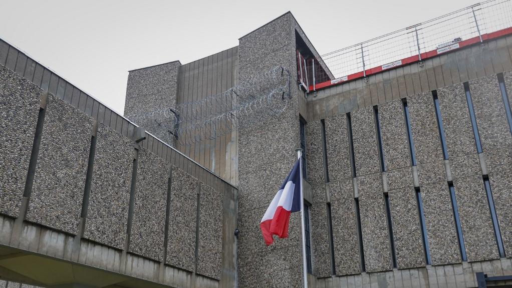 Avec 75'677 détenus entre leurs murs, les prisons françaises atteignent un record. [AFP - Geoffroy van der Hasselt]