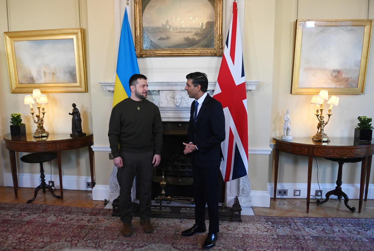 Rishi Sunak a promis à l'Ukraine "une victoire militaire décisive cette année" [AFP - NEIL HALL / POOL]