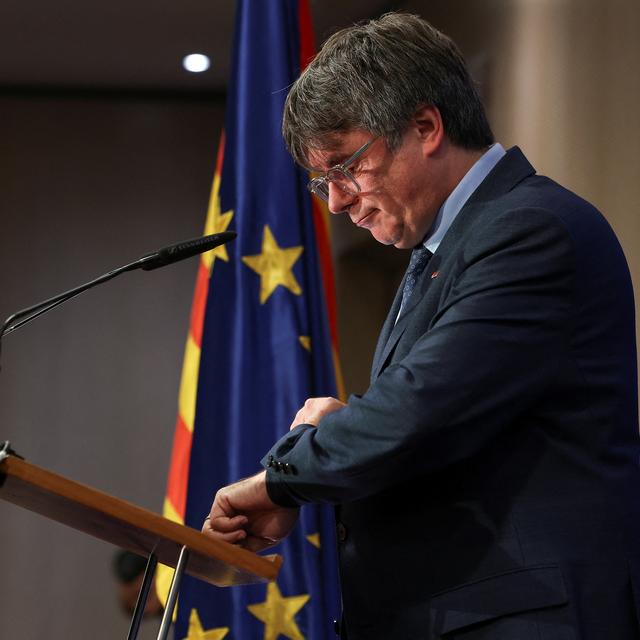 Carles Puigdemont, l'ancien dirigeant catalan en exil, a posé mardi comme condition à son soutien à l'élection d'un nouveau président du gouvernement espagnol que toutes les affaires judiciaires concernant le séparatisme catalan soient abandonnées. [Yves Herman]