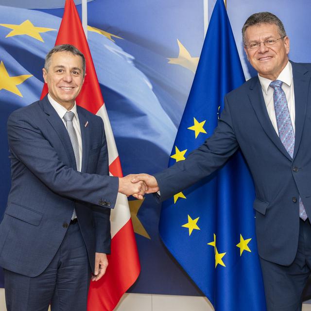 Ignazio Cassis rencontre le commissaire européen Maros Sefcovic. [Keystone - EU COMMISSION]