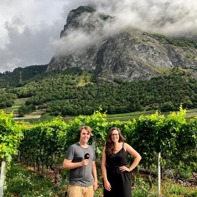 Quentin Bohlen et Fabienne Défayes, invitée fil bleu de l'émission On se jette à l'eau le 13 juillet 2023. [RTS - Anouck Wehrli]