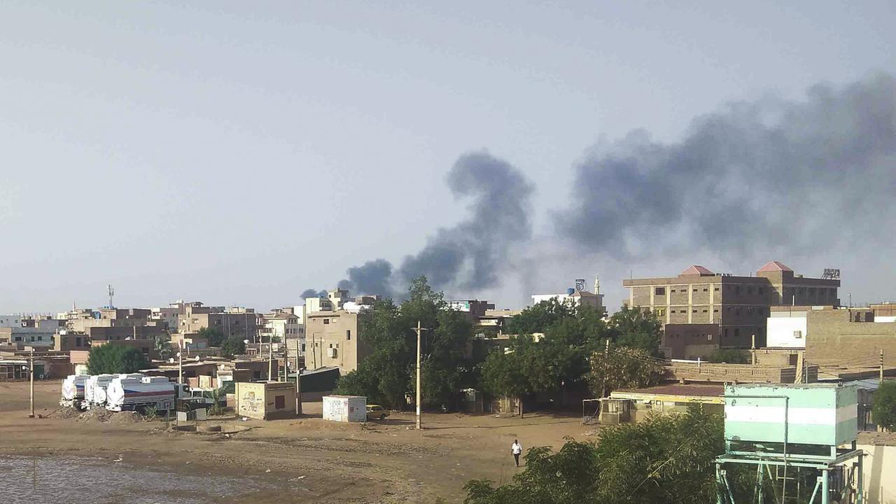 Les bombardements à Omdourman, la banlieue nord-ouest de Khartoum, a fait selon le ministère local de la Santé "22 morts et un grand nombre de blessés parmi les civils". [Keystone - AP Photo]