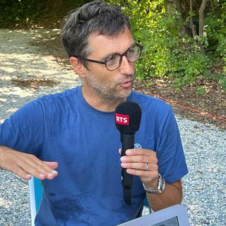 Nicolas Kramar, géologue et directeur du Musée de la nature à Sion, dans l'émission On se jette à l'eau du 14 juillet 2023. [RTS - Stéphane Délétroz]