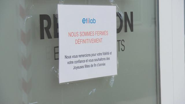 Le panneau à l'entrée du laboratoire. [RTS]