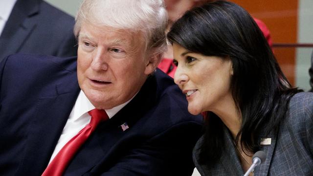 Donald Trump et Nikki Haley en septembre 2017 lors de l'assemblée générale de l'ONU à New York. [EPA/Keystone - Justin Lane]