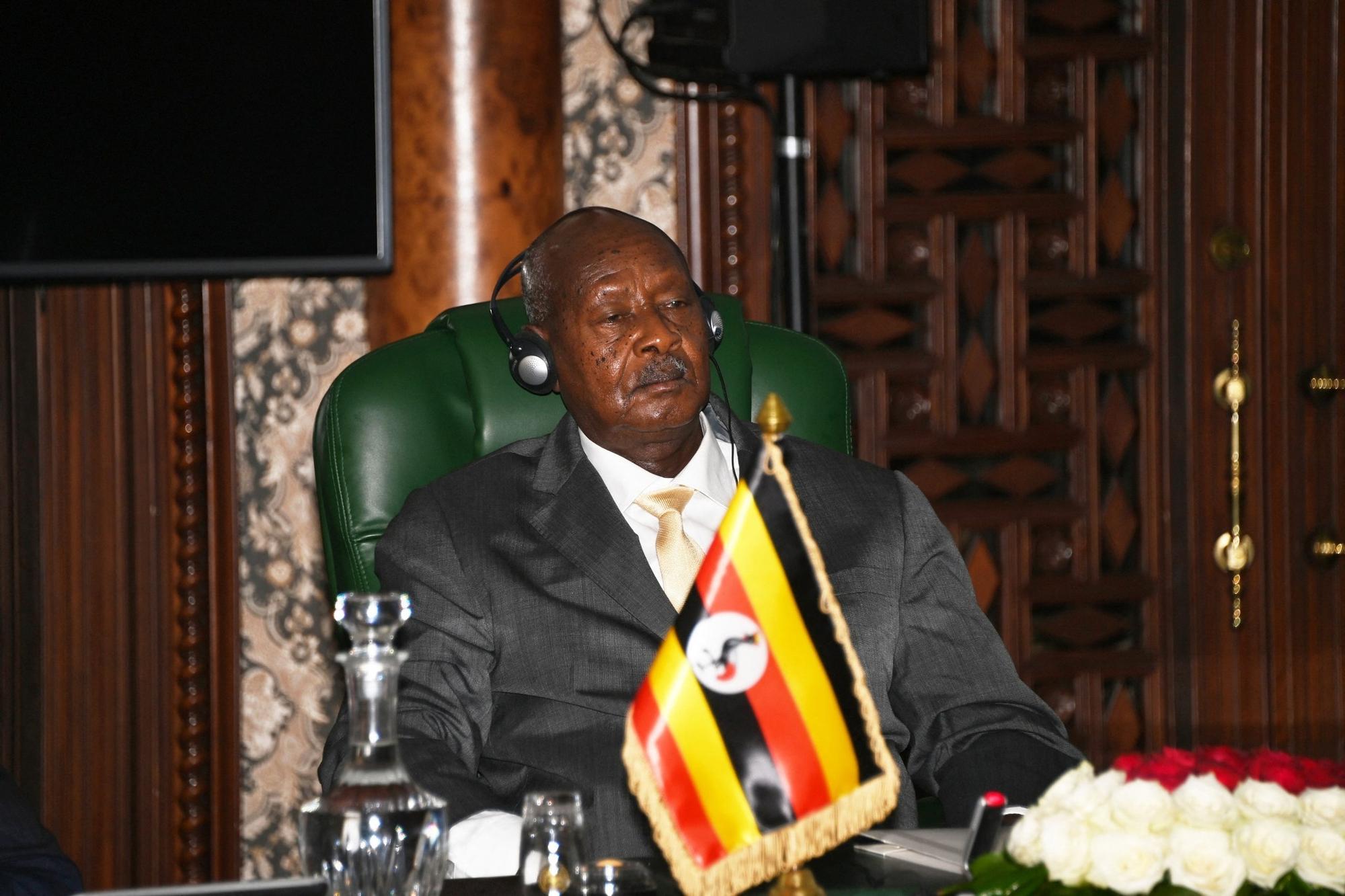 Le président ougandais Yoweri Museveni, lors d'une visite en mars 2023 en Algérie. [AFP - ALGERIAN PRESIDENCY / HANDOUT]