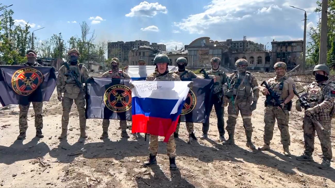 Le patron du groupe paramilitaire russe Wagner Evguéni Prigojine à Bakhmout le 21 mai. [Keystone - Prigozhin Press Service via AP]