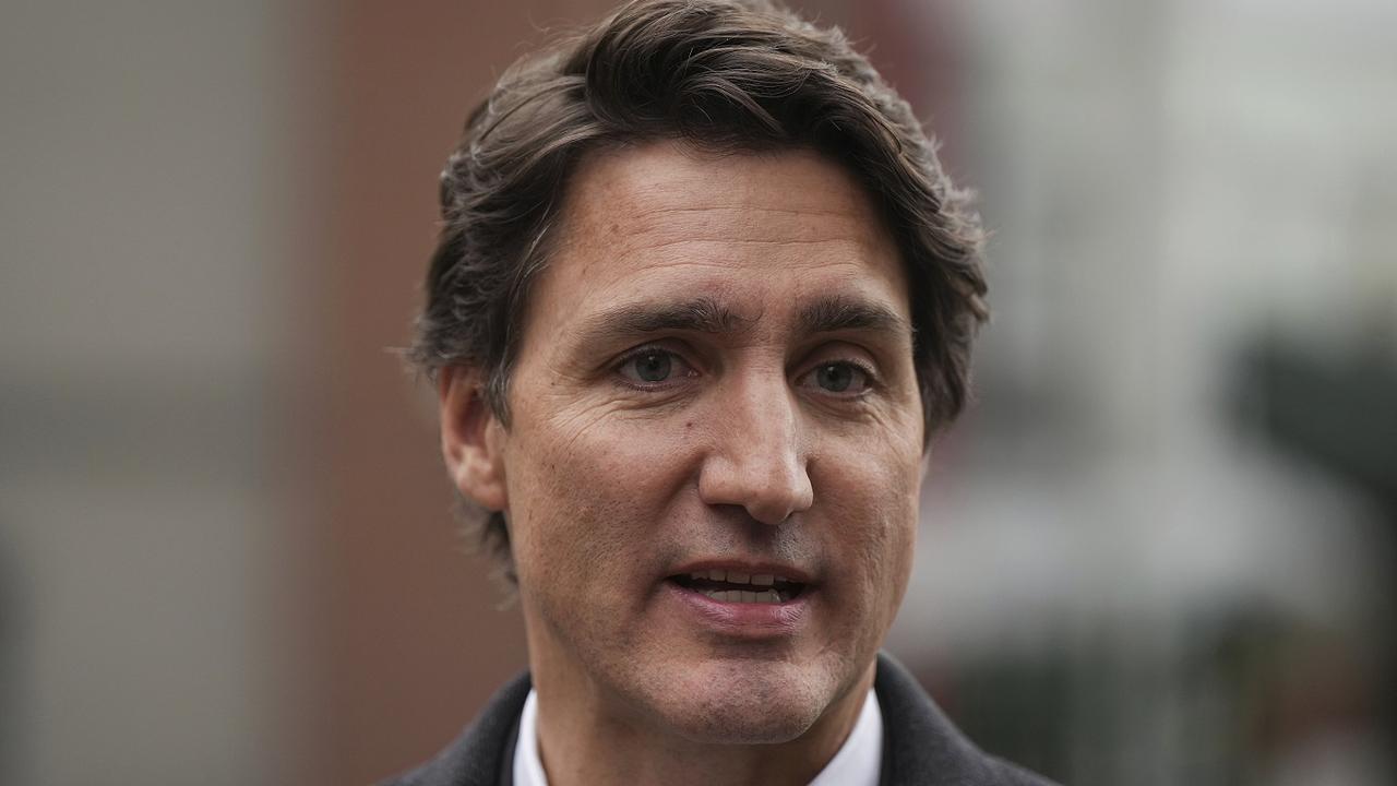 Justin Trudeau a autorisé un avion de chasse américain à abattre un objet non-identifié qui volait au-dessus du Canada. [Keystone/The Canadian Press via AP - Darryl Dyck]
