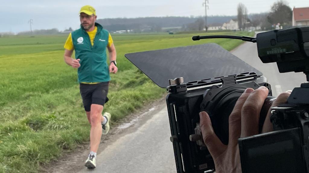 Sportifs accros, une petite pilule et ça repart ! - Capture d'écran du film [RTS - Jacqueline Dubuis]