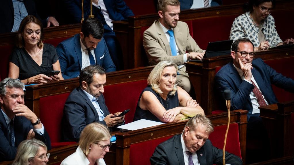 Marine Le Pen au sein de la députation du Rassemblement national à l'Assemblée nationale. [AFP - Xose Bouzas / Hans Lucas]