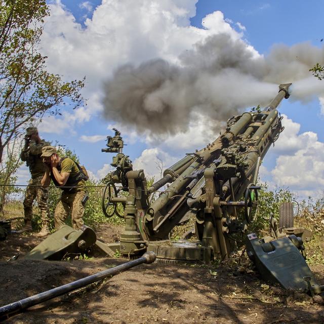 Les dépenses militaires européennes ont atteint 480 milliards de dollars en 2022. Elles ont déjà augmenté de plus d'un tiers lors de la dernière décennie. [KEYSTONE/EPA - Sergey Kozlov]