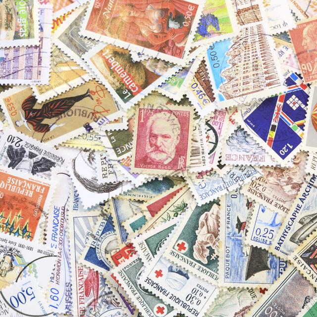 Une collection de timbres. [AFP - Ludovic Maisant/ hemis.fr]