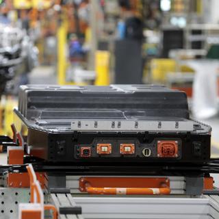 Les Etats-Unis vont subventionner massivement la production de batteries (ici, chez Ford à Dearborn, Michigan). [AFP - Jeff Kowalsky]