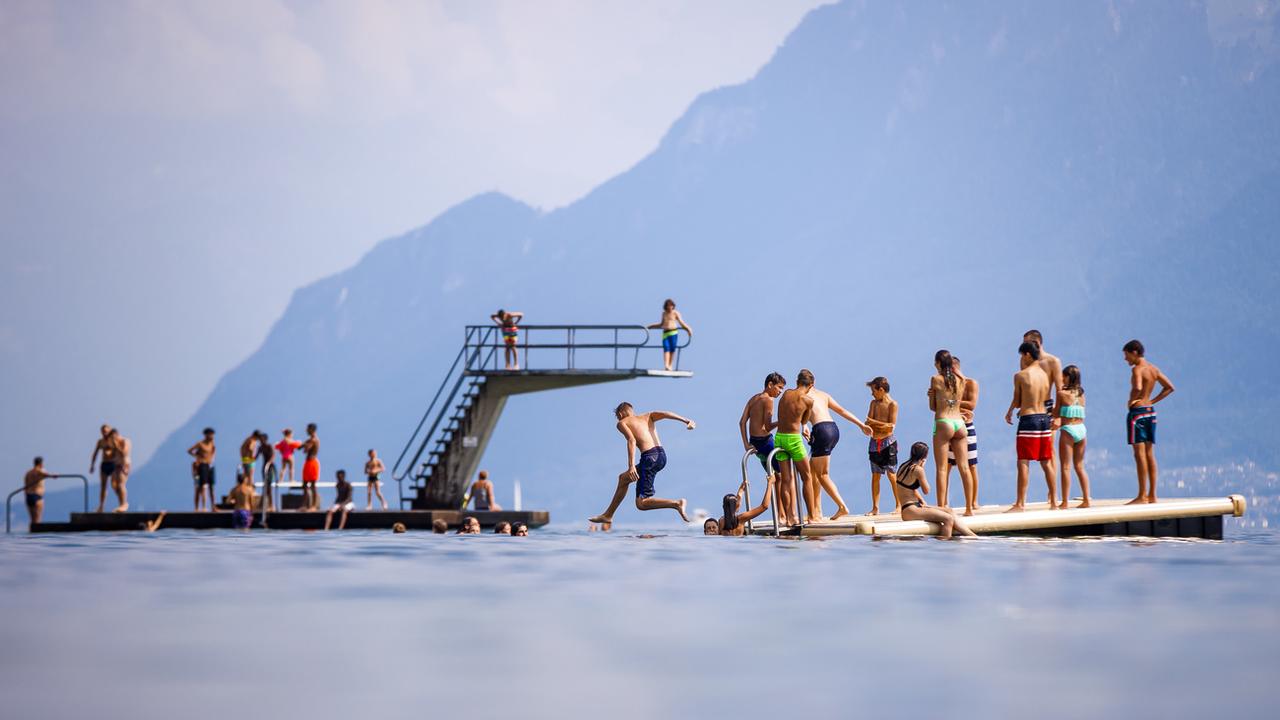 Près de la moitié de la population suisse ne se rendra pas à l'étranger pour ses vacances d'été. [Keystone - Valentin Flauraud]