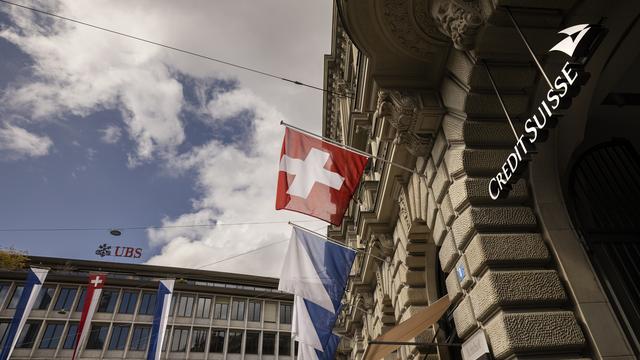 Les sièges de Credit Suisse et d'UBS sur la Paradeplatz à Zurich. [Keystone - Michael Buholzer]