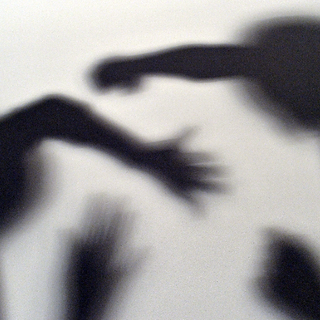 La violence psychologique est une forme de violence domestique dont un symptôme est la confusion cognitive. [AFP - Maurizio Gambarini]