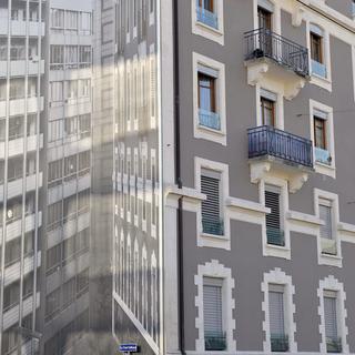 Une façade borgne d'un immeuble photographie en ville de Genève (image d'illustration). [Keystone - Martial Trezzini]