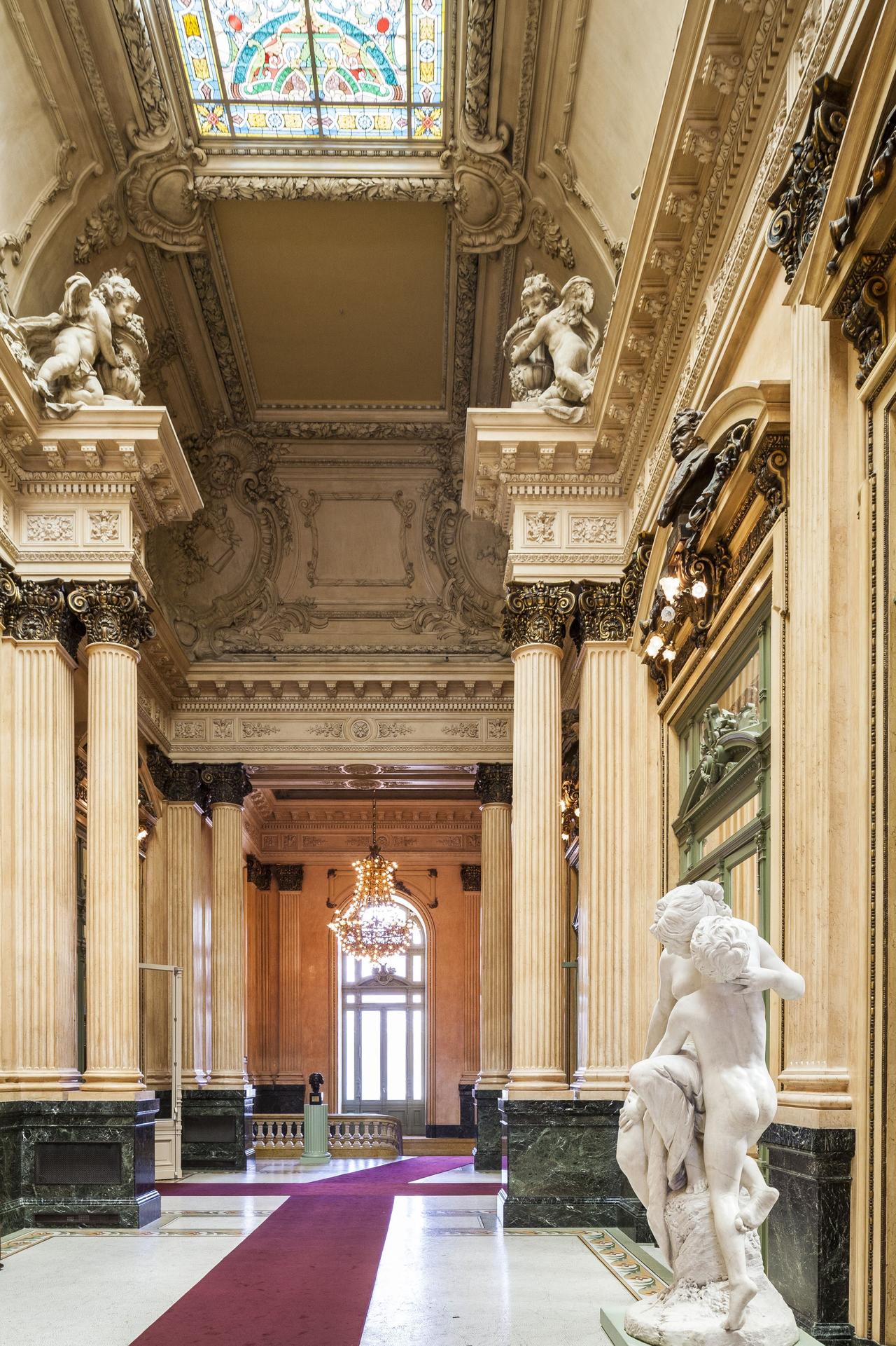 A l'intérieur du Teatro Colón de Buenos Aires. [AFP - MAISANT Ludovic]