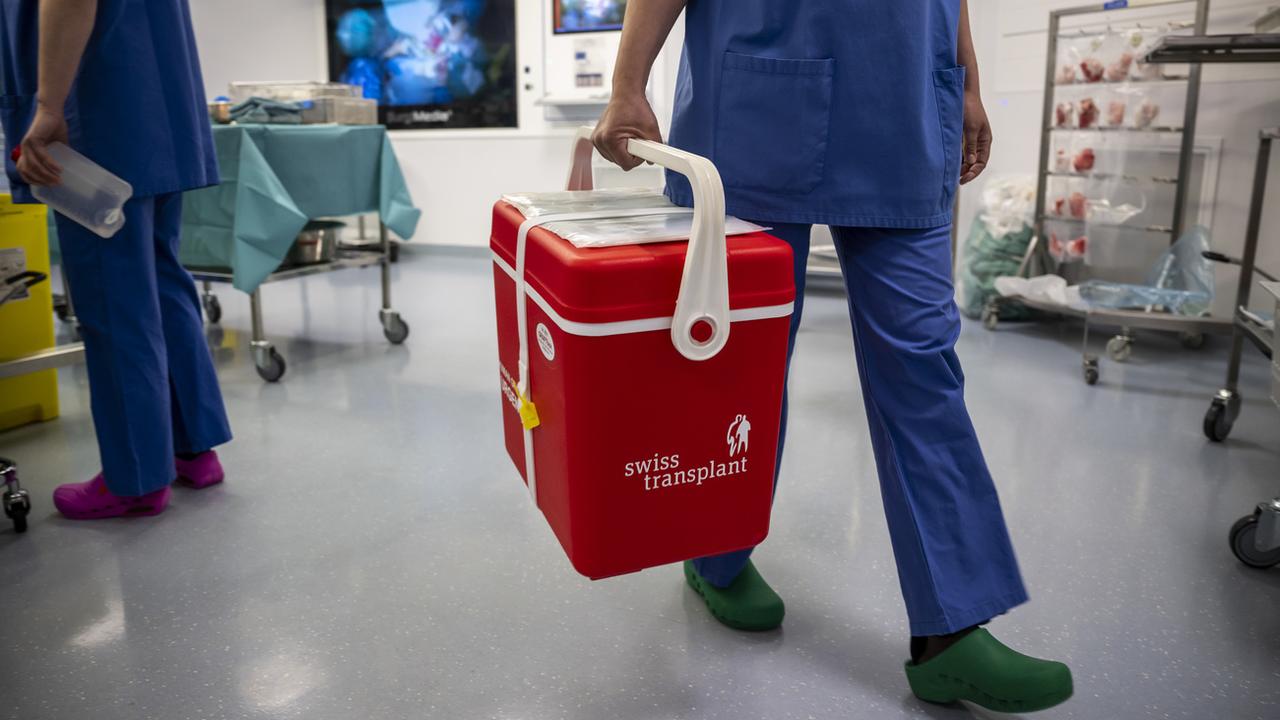 Swisstransplant alerte sur le manque d'organes disponibles en Suisse. [Keystone - Martial Trezzini]