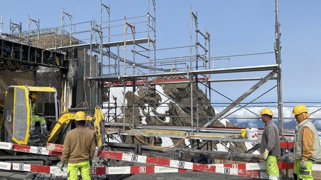 Le chantier de reconstruction de Glacier 3000 aux Diablerets. [RTS - Julie Rausis]