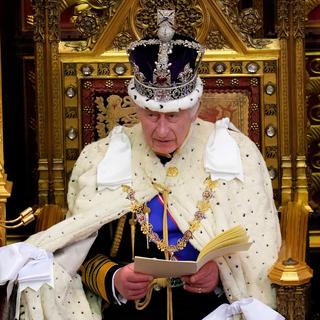 Le roi Charles III prononce un discours lors de l'ouverture officielle du Parlement à la Chambre des Lords, à Londres, le 7 novembre 2023. [reuters - Kirsty Wigglesworth]