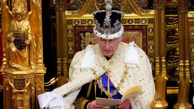 Le roi Charles III prononce un discours lors de l'ouverture officielle du Parlement à la Chambre des Lords, à Londres, le 7 novembre 2023. [reuters - Kirsty Wigglesworth]