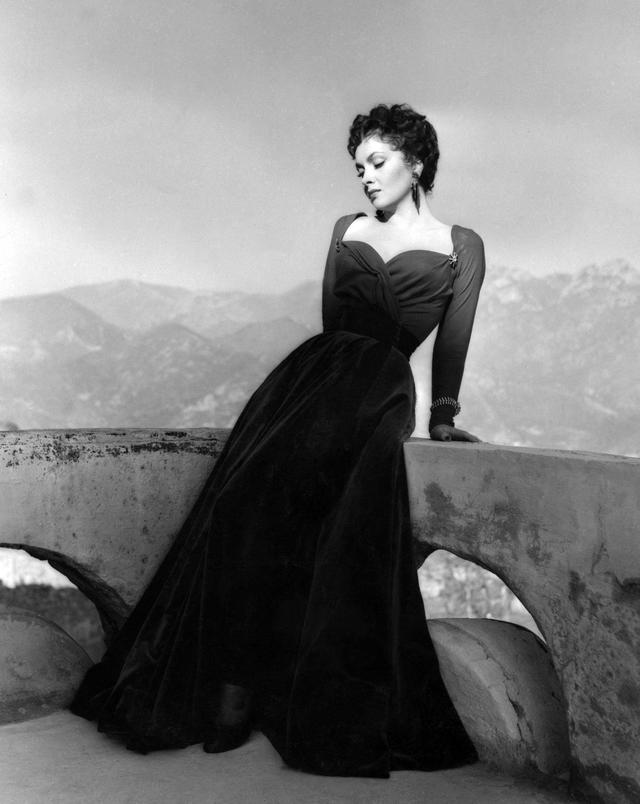 Gina Lollobrigida dans "Plus fort que le diable" de John Huston en 1954. [AFP - Romulus Films / Dear Film]