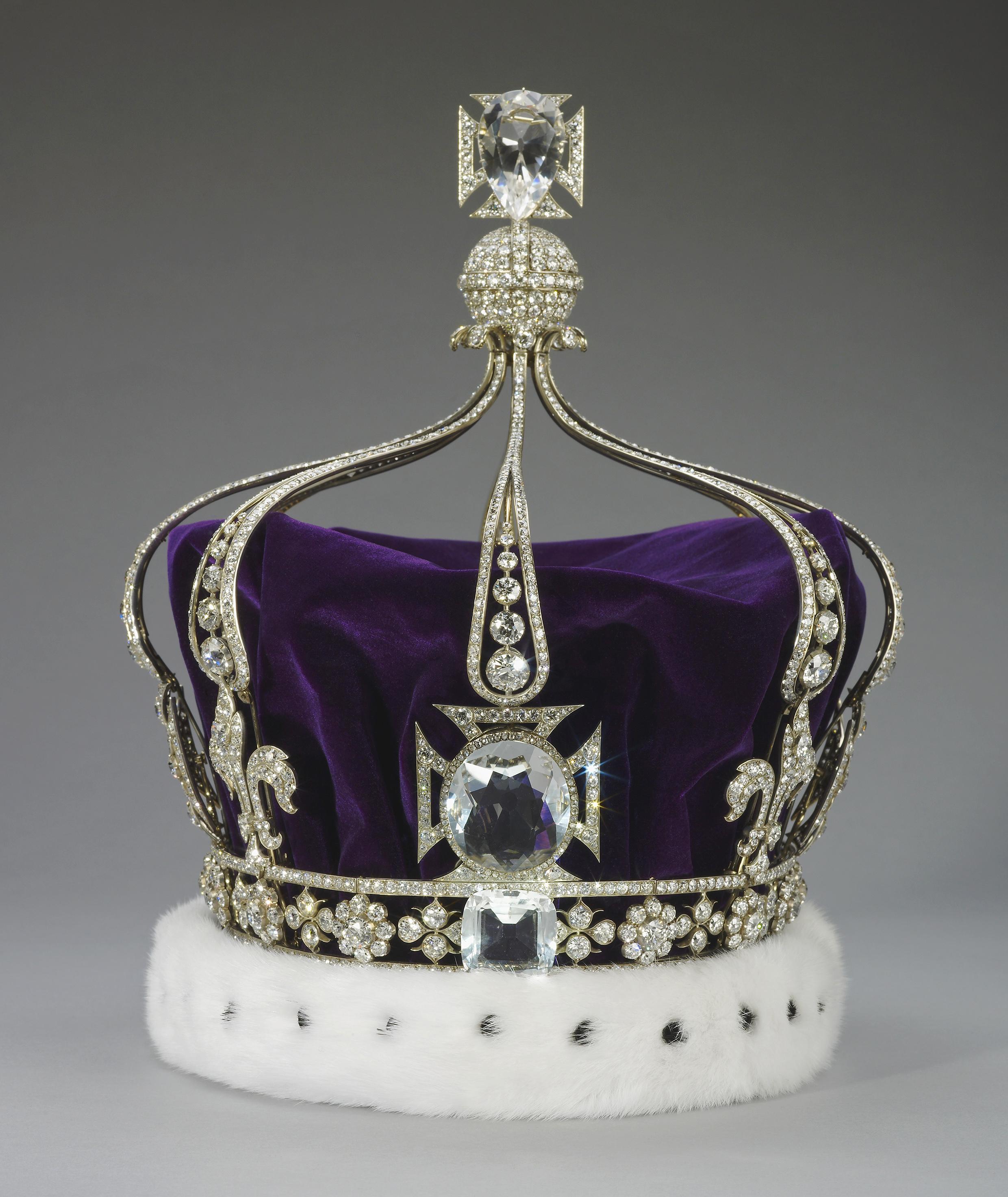 La couronne de la reine Mary. [BUCKINGHAM PALACE - Royal Collection Trust]