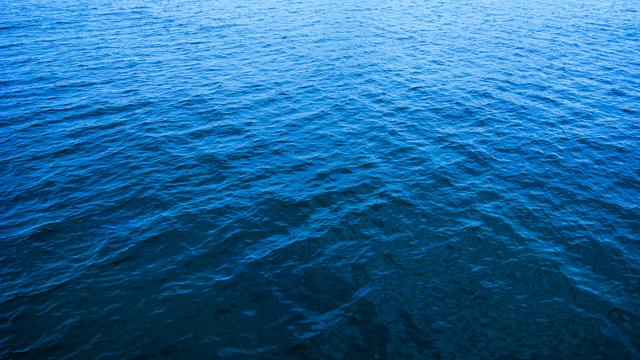 Les eaux de surface des océans se réchauffent rapidement. [Depositphotos - stevanovicigor]