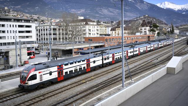 Les voyageurs ont été nombreux à choisir le rail pour se déplacer au premier trimestre 2023. [KEYSTONE - Laurent Gillieron]