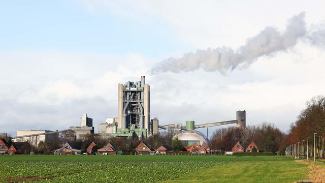 Holcim vise la neutralité carbone pour 2050 et investit dans deux projets de décarbonation. Image d'illustration. [Keystone - Christian Charisius]