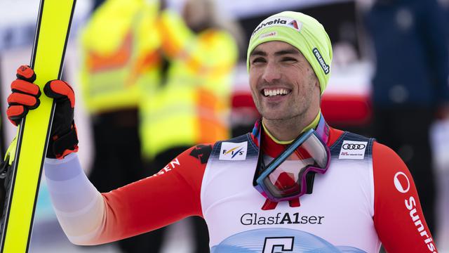 Dimanche 22 janvier: la joie de Daniel Yule après son triomphe dans le slalom de Kitzbühel. [Keystone - Jean-Christophe Bott]