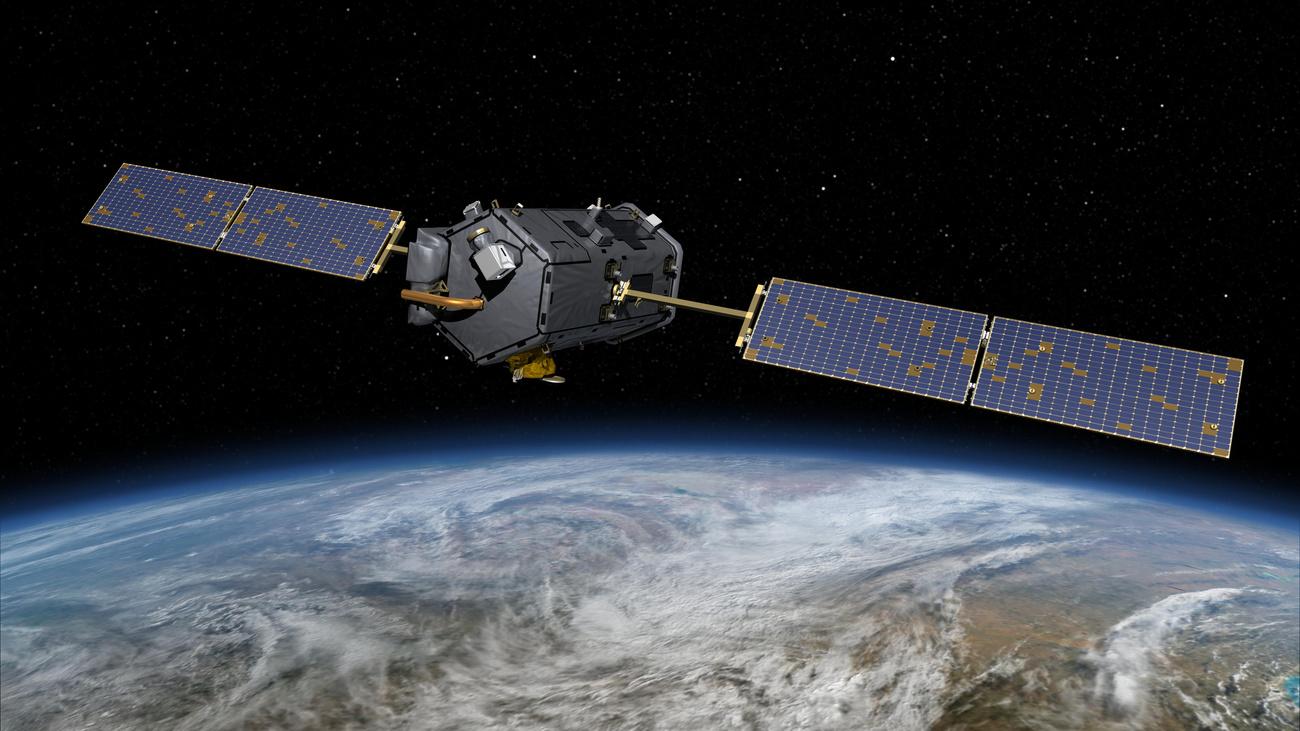 Les images satellites permettent de récolter des données précieuses sur l'environnement. (Illustration d'artiste) [NASA/AP Photo - JPL-Caltech]