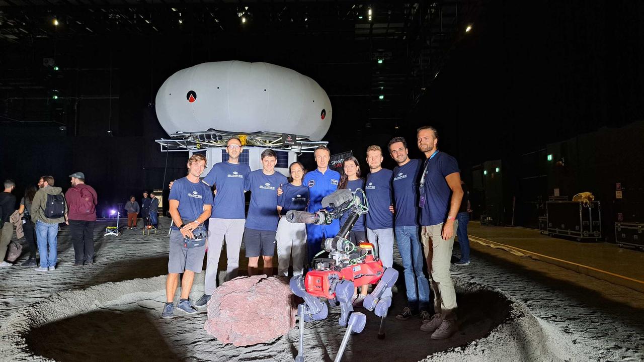 Un robot à quatre pattes développé à l'EPFZ est bien placé pour accomplir de futures missions lunaires. [EPFZ - Maria Trodella]