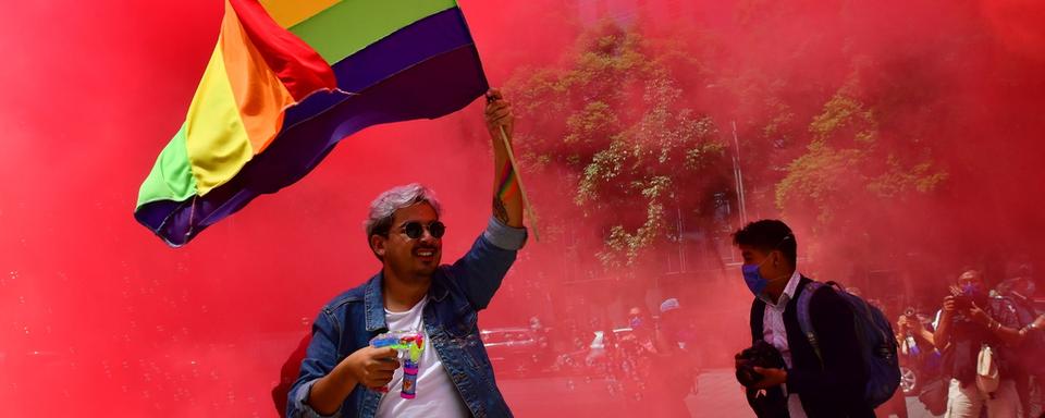 La Journée mondiale contre la transphobie, l’homophobie et la biphobie sensibilise aux violences vécues par la communauté LGBTIQ+ et se déroule le 17 mai. [Keystone - Jorge Nunez]