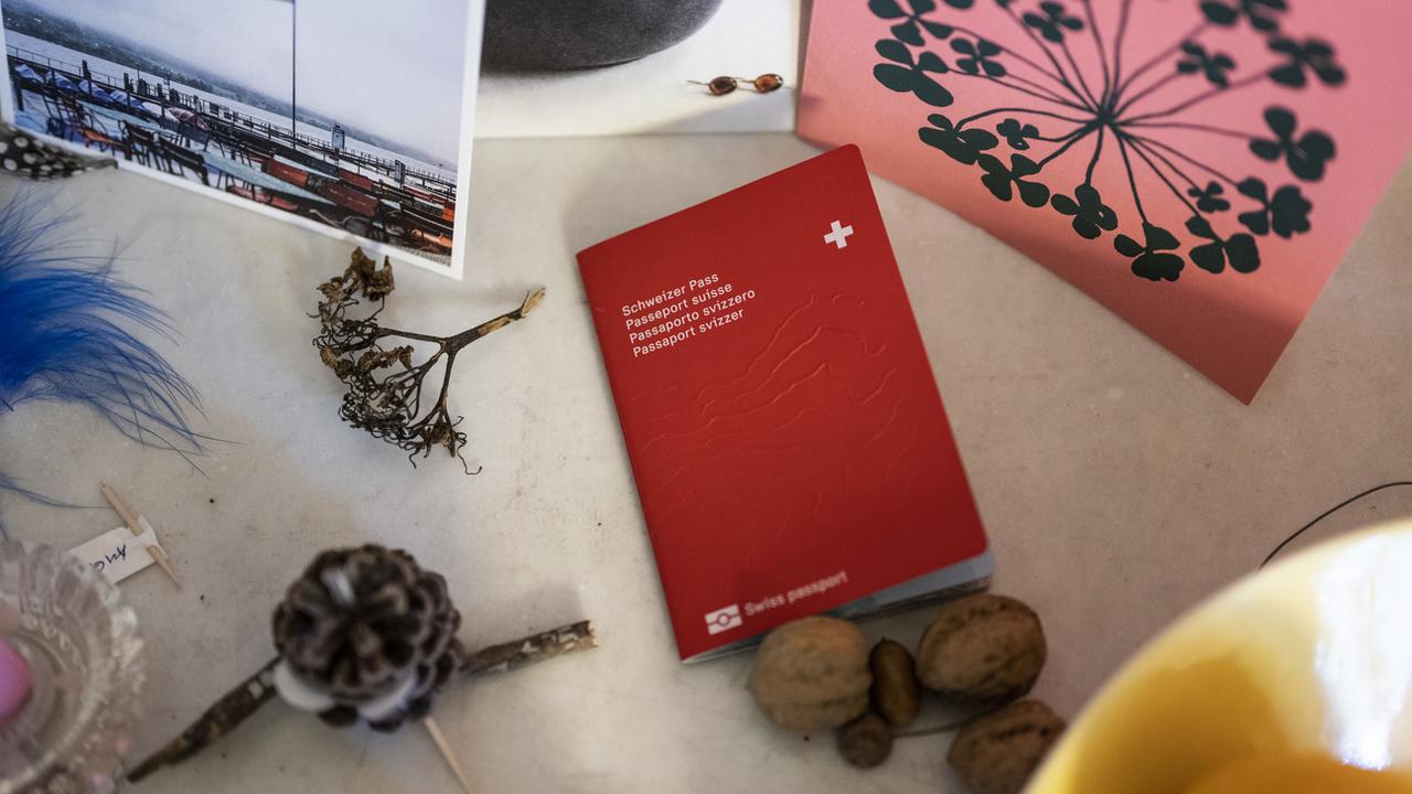 Passeport suisse [KEYSTONE - Christian Beutler]