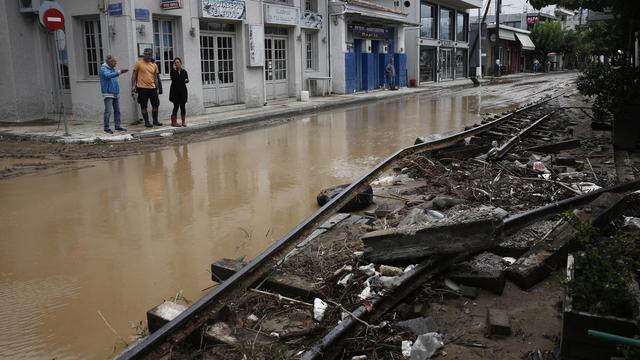 Il est tombé entre "600 à 800 mm d'eau" en 24 heures en Grèce, selon un météorologue. [EPA / Keystone - Yannis Kolesidis]